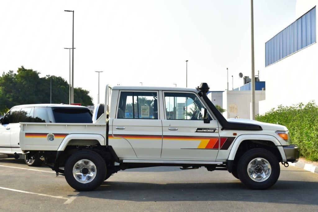 2022 TOYOTA LAND CRUISER 79 DOUBLE CAB PUP LX V6 4.0L PETROL MT